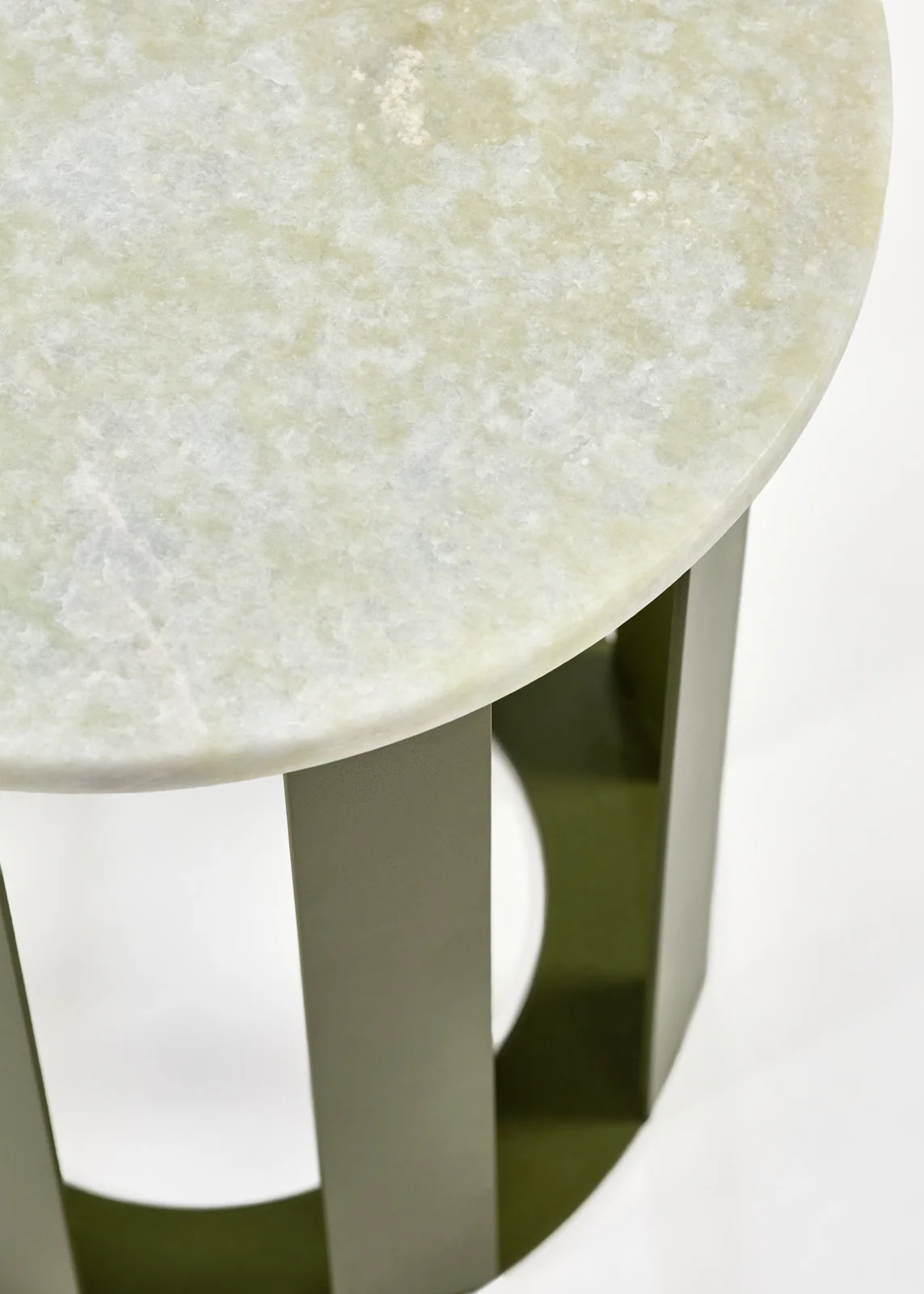 Float Side - Image 4