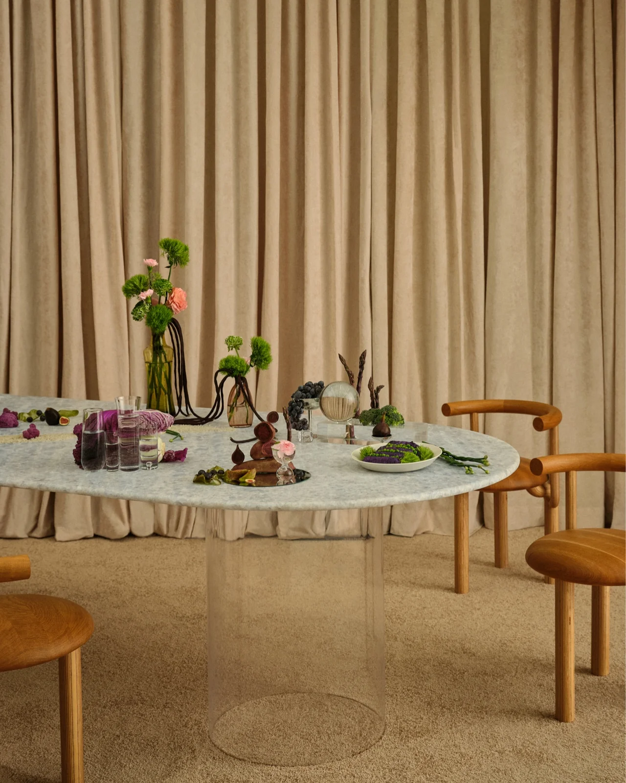 Olympia Dining Table - Image 3